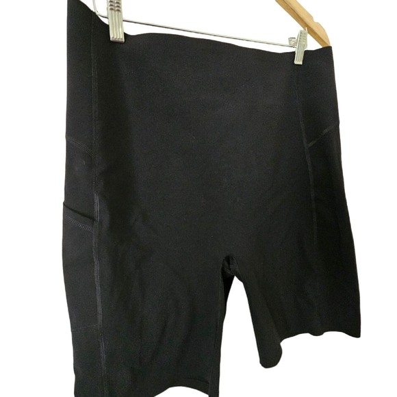 Spanx Thinsticts High Waisted Shorts Black Sz 1X Sara Blakely - Picture 3 of 4
